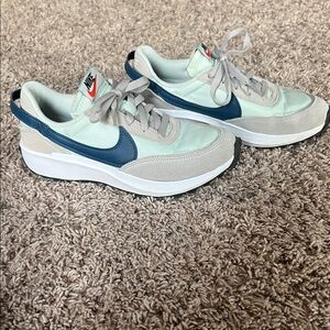 Nike waffle Debut Sneakers with Blue and Gray Tones